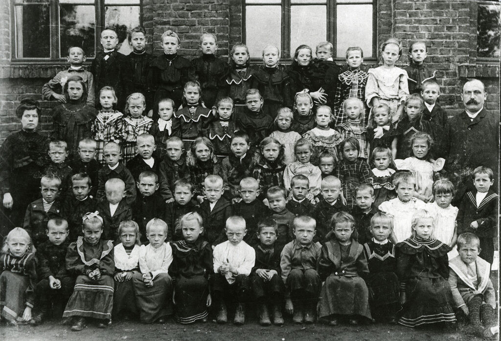 Roman-Recherche 13: Lehrerinnen zwischen Beruf und Ehe